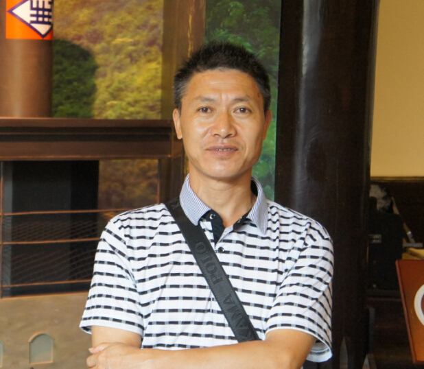 �S�L�F������Ӣ�ۂ��¾��vʷ����õ�Ҋ�C,�ؑc���H�ô�ɽ�������Լ��ć��ˣ������ø�ɽ�hˮ֧Ԯ�����ջ�ӡ�