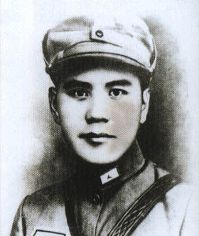 �����壨1902.7.4��1938.4.22������������Ӣ�ۡ���ܰɽ���|������ˣ��������܊�܊�T����2܊6�����L�������܏��W����Ҋ��ί�΅��c��������׃��׽�Y�Єӡ�1938�꣬��������S�Rռɽ�ڃ��ɹŰ��^�й�ꖿh�t�͗U�Ӵ��c��܊�^��Ѫ��4��22�գ������岻�������������܊�����׼����������������������������e����׷�������1961�꣬���ʡ��������׷�J������������ʿ��2014��9�£����h���롢����Ժ���ʣ������屻����������������300����������Ӣ�Һ�Ӣ��Ⱥ�w��䛡�