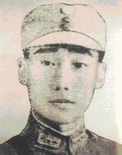 ��ü��,1905��3�������F��ʡ���x�h�ˡ�1923��,��ü�������F��ʡ��ˮ�h����܊У��1926�꿼���S��܊У��5�ڲ����ƣ����I��Ͷ������,1937��������׃���l�󣬄�ü���S����Ⱥ��Ͽ���Ԯ��13܊������܊��;����ƽ�����T�^�ϕr������܊�u���ֵܲ�ꠣ���ü�����C�����ʲ����Ԯ���H��ǰ��ꇵ�ָ�]������K�����܊��10��28���賿����ü�����ڵ�85���⵽��܊�����ړ�����ǰ��ꇵ�ָ�]�Ą�ü�����ұ���܊�ڏ���,���Ҡ�������������׷ٛ�܊�ٌ���