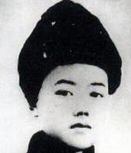 �ܘ�|��1918��1937���|������܊�߼�ָ�]�T��ɽ�|ʡƽ�ȿh�ˡ�1925���S��ĸ�ӻĵ�����ʡ�q���h��1931���һ����׃�󣬷e�O���ӿ��ջ�ӡ�1933����������Ї����a�h��1935��2�£����x�鹲���F�|�M��ί��ӛ��4�£��Ζ|���������܊�ڶ�܊��һ�F��ί��1936��3�£��Ζ|�����ڶ�܊��һ����ί�掟�hί��ӛ��܊�hίί�T��7�£��x���й��ϝMʡίί�T��9�£��Ζ|������һ·܊���Ď����L����ί��1937��4��24�գ��ڰ��D�h��ɳ���Ͻ��S�����c�ΰ��D�h�ΰ�������в��Ҡ�����