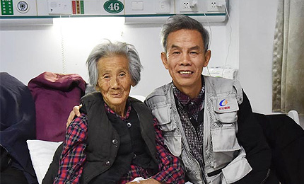 �ϋ������˲�ħ�ҵ��ϋ���һ��ƽ������ͨ���r��DŮ����������������һ�������ւ����ĸ�H���mȻ�w���ಡ�����s���҂��ֵ����5�˶����B�L����˳��˼ҡ����ҵ�ӡ�����ϋ�һ݅���ڄ���������������һ݅���c���o�����cͬ���˲�����Ů���ٶ��Ѻ���̎��2017�꣬���ɴ�ס�M�tԺ����������������Ը�����ٲ�ħ���܉��~�^90�q��ٚq�M܊����Ԕ���� 