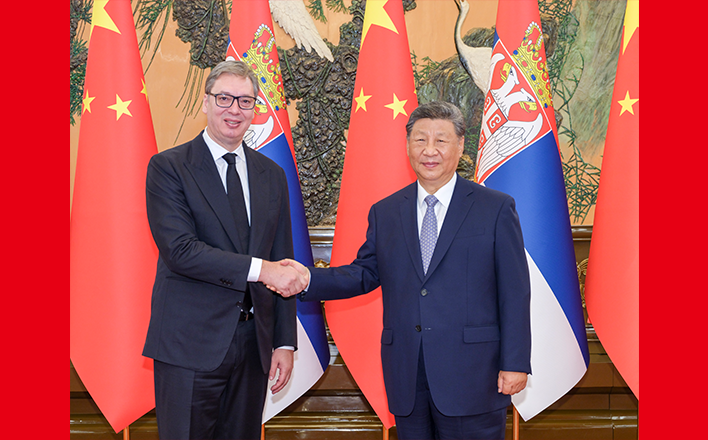 習近平會見塞爾維亞總統武契奇